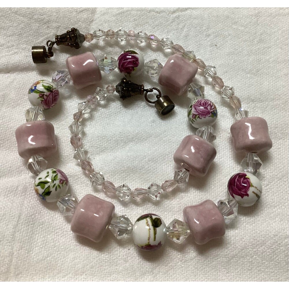 Rose & Multifaucet Glass Bead Necklace Magnetic Clasp Pink & Clear Color